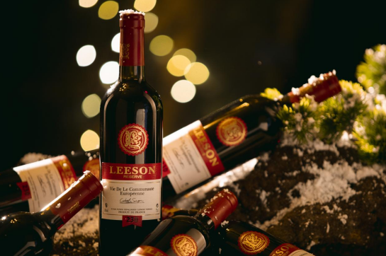 LEESON wine taster tells you that there are good wines in both single brew and blended wine
