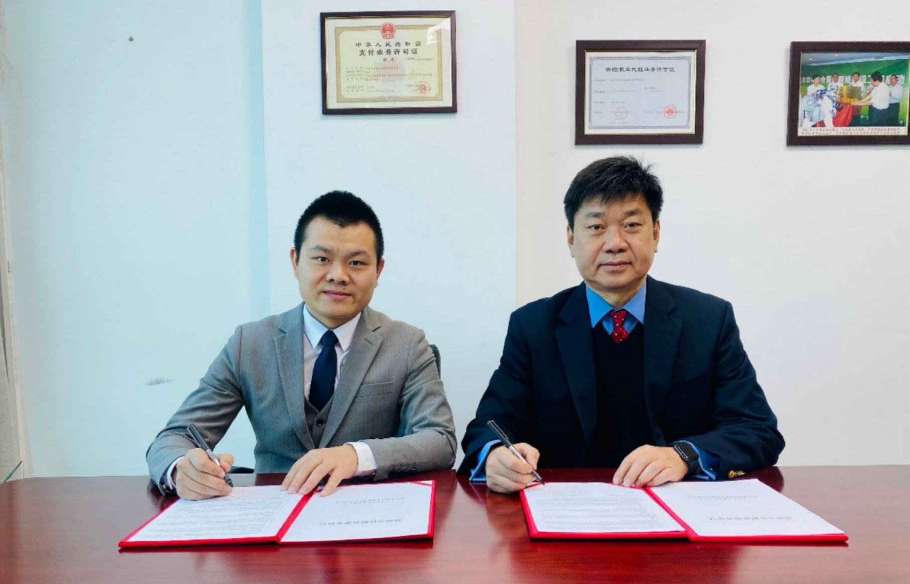 Yuncang Winery fully launched the registration of distributors in third-party payment companies