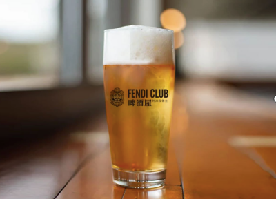 The direction of FENDI CLUB beer consumption is gradually moving from a "small circle" to 